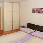 Apartment Central City